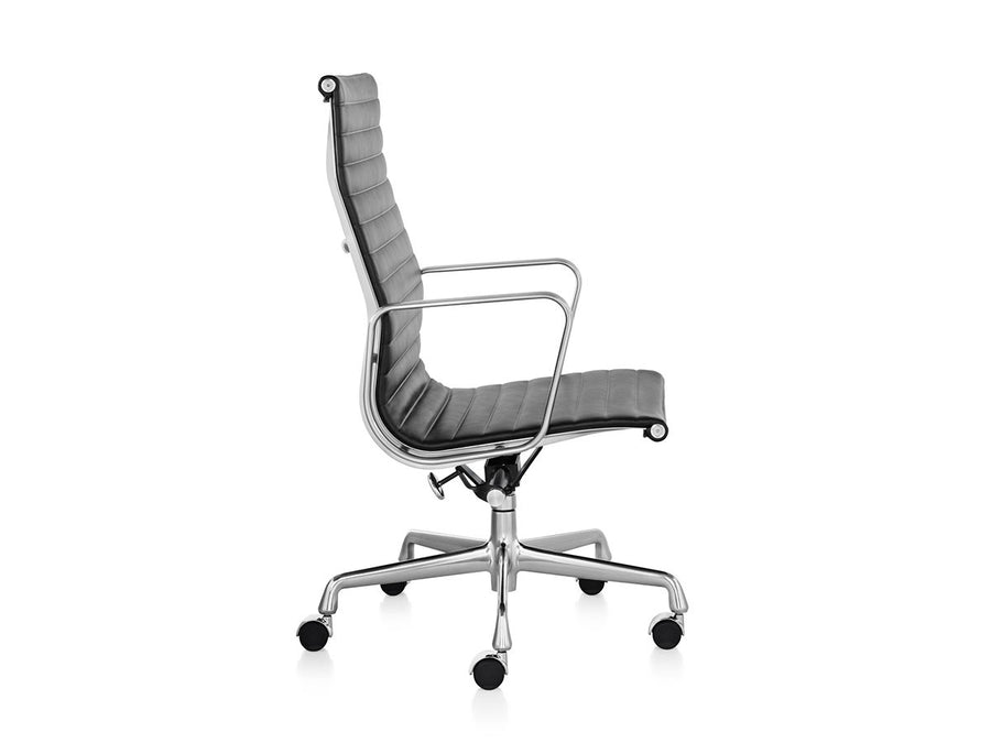 Eames Aluminum Group Executive Chair