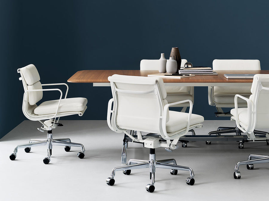 Eames Soft Pad Group Chair Management Chair