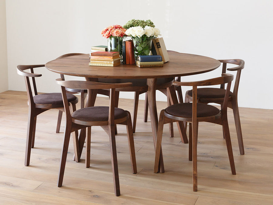 AGILE Circle Dining Table