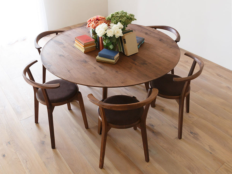 AGILE Circle Dining Table