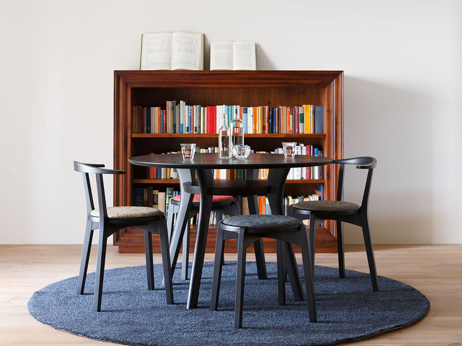 AGILE Circle Dining Table