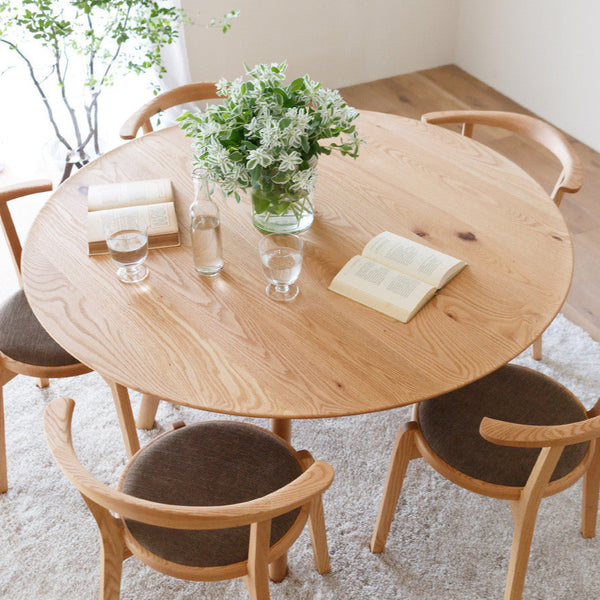AGILE Circle Dining Table