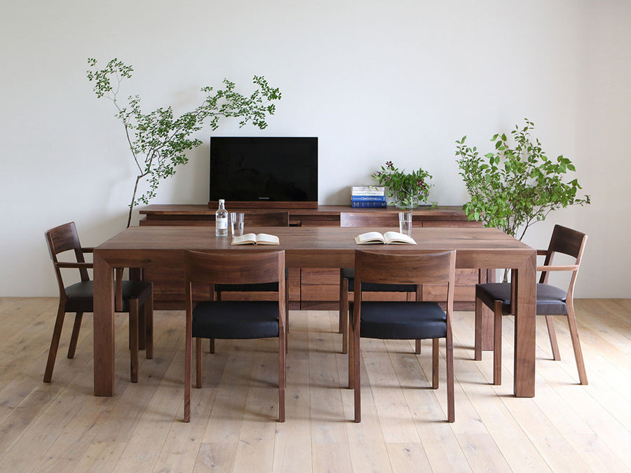 CARAMELLA Dining Table