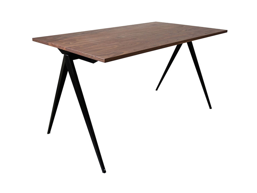 TD.4 TABLE