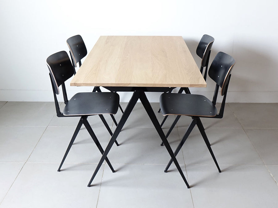 TD.4 TABLE