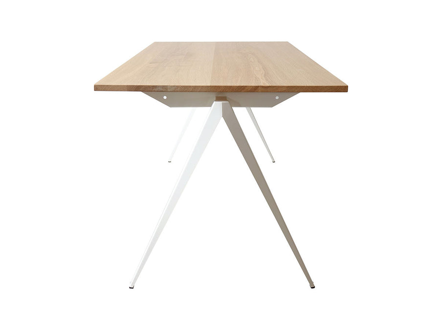 TD.4 TABLE