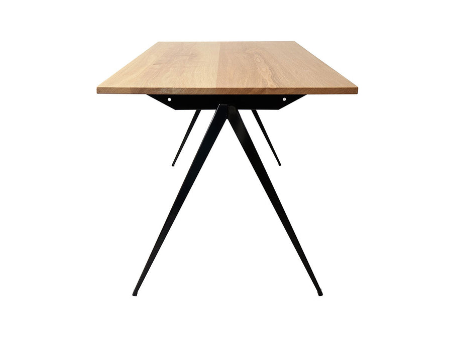 TD.4 TABLE