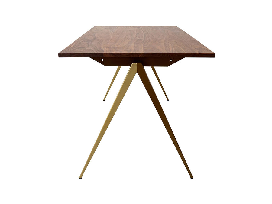 TD.4 TABLE