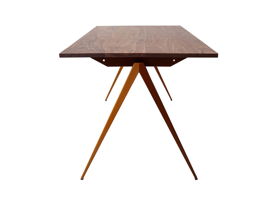 TD.4 TABLE