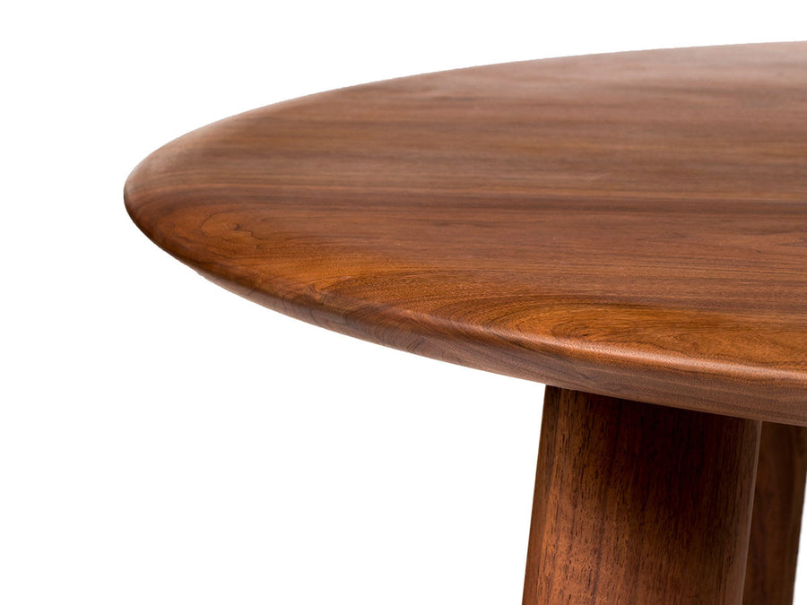 Cochi round dining table