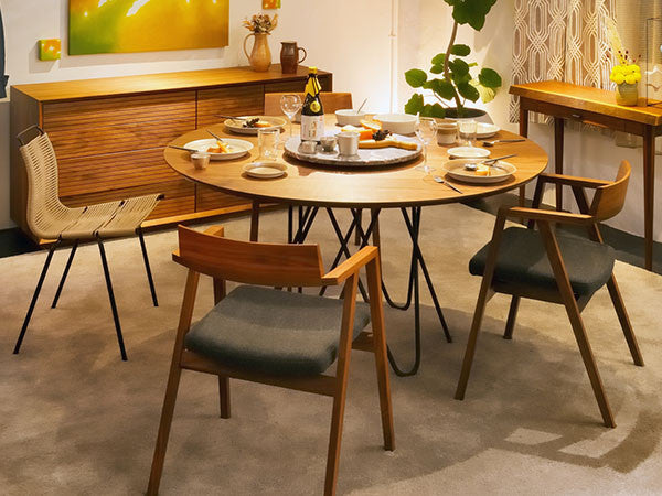 AURELIA dining table