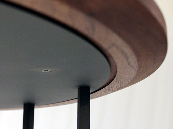 TOMA side table