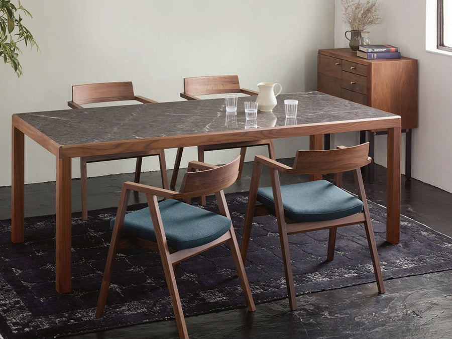 TRIANGOLO dining table