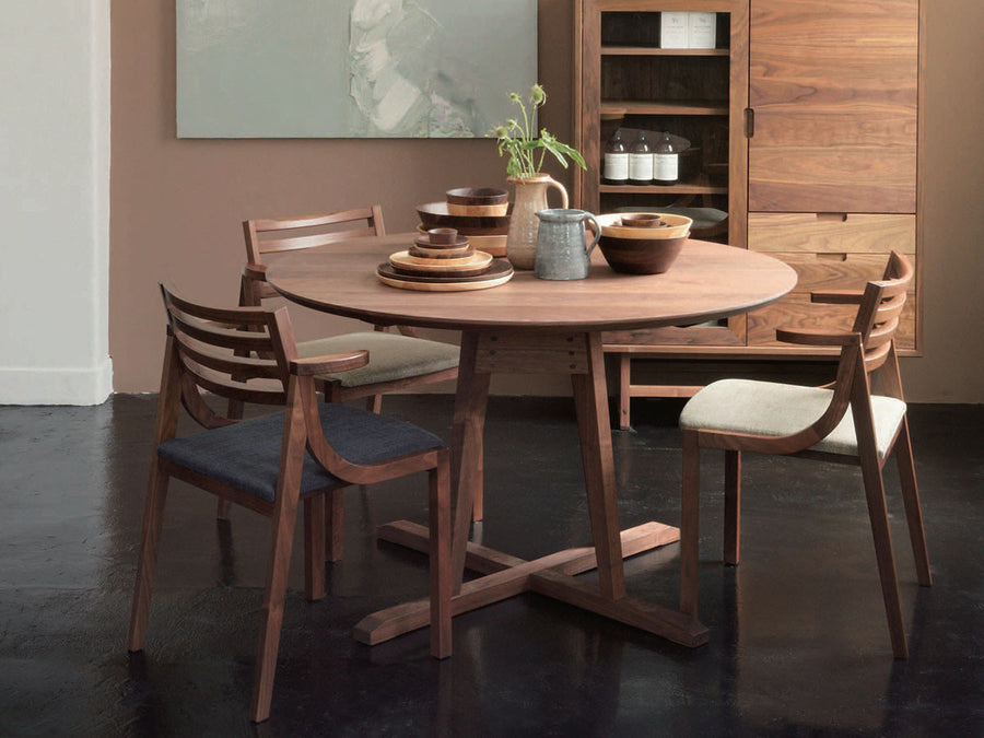 LUNA dining table