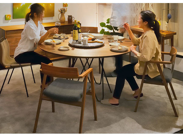 AURELIA dining table