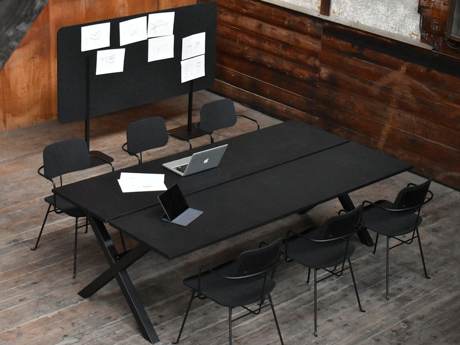 WORKER MEETING TABLE