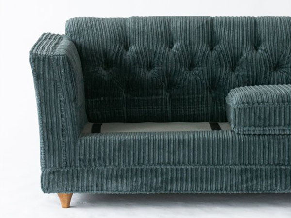 LAKEWOOD SOFA