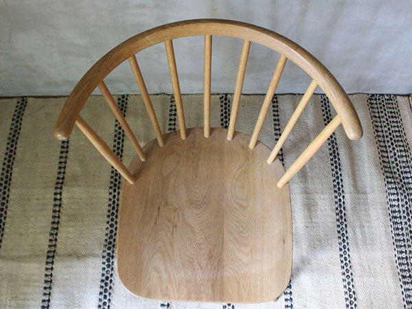 Half round chair