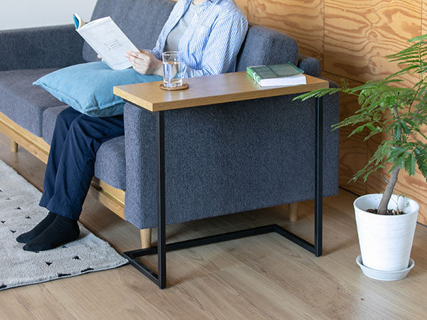 Hunt side table