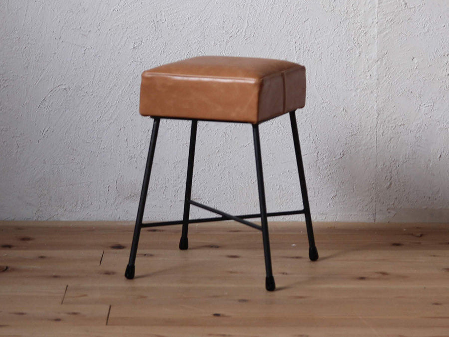 LOAF STOOL low