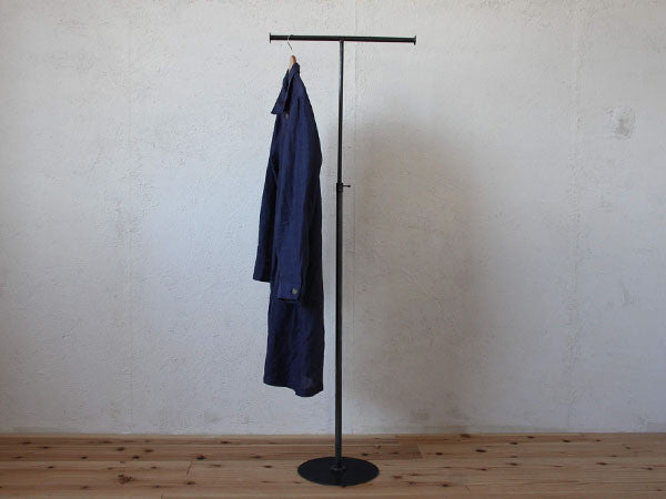 COAT HANGER RACK