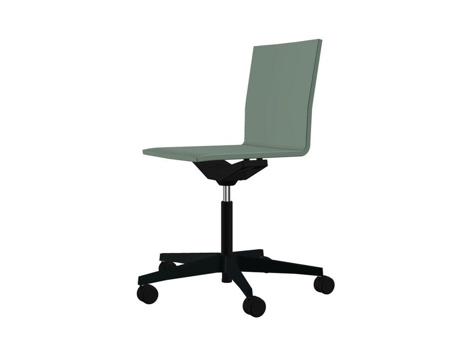 .04 Studio Chair Armless