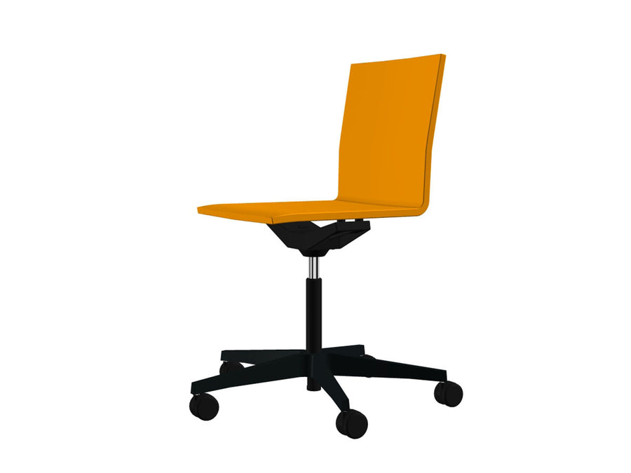 .04 Studio Chair Armless