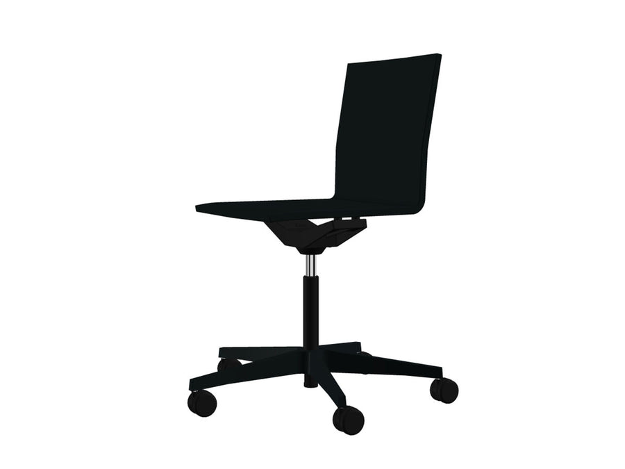 .04 Studio Chair Armless