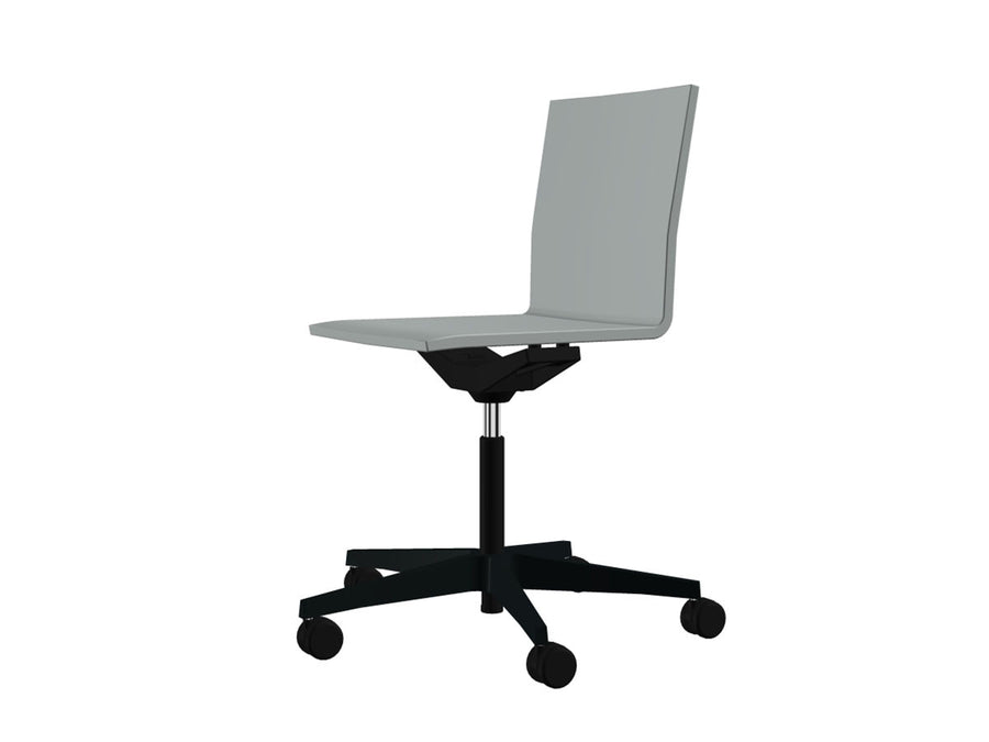 .04 Studio Chair Armless