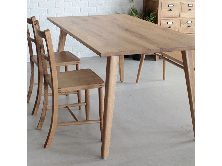 MEATH DINING TABLE