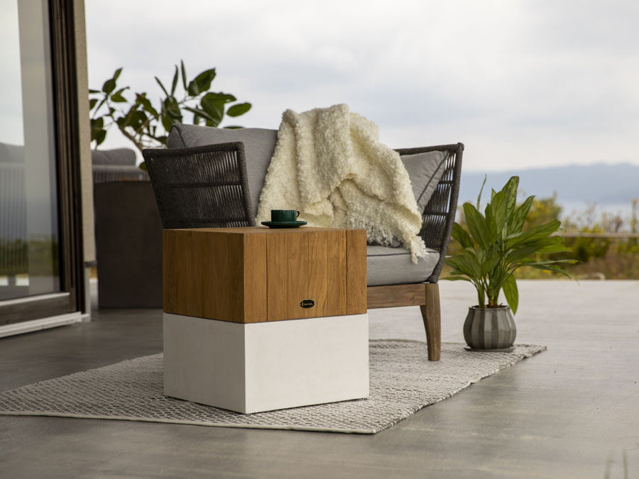 Sam Cube Table / Stool Top Cheek