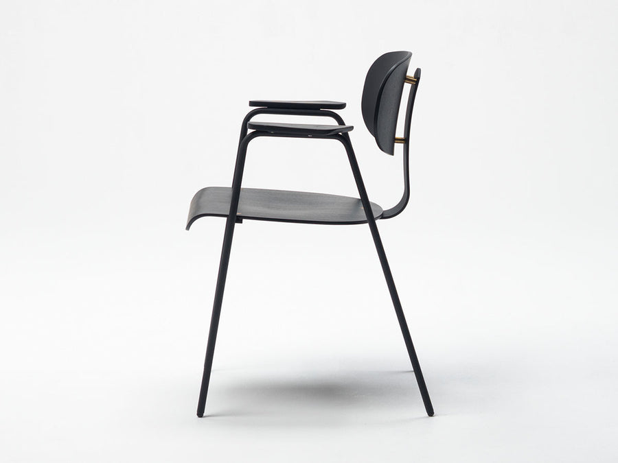 F2 CHAIR