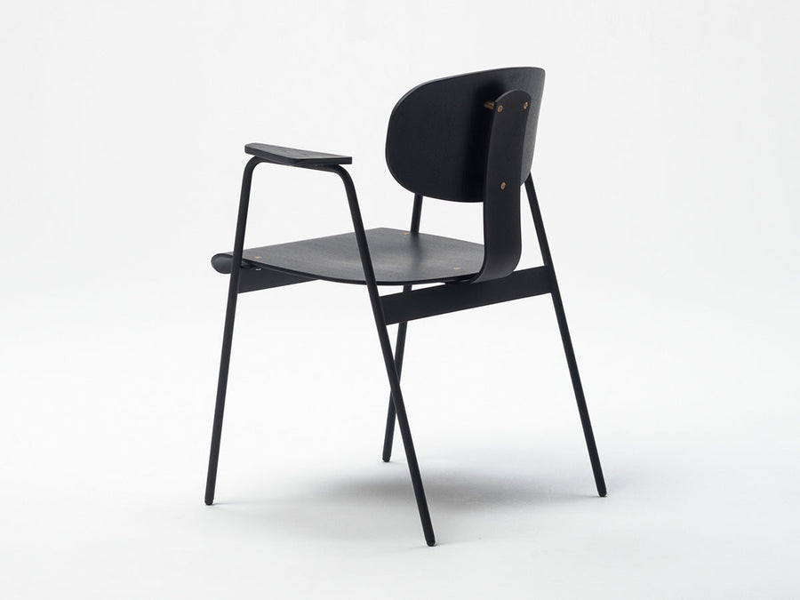 F2 CHAIR