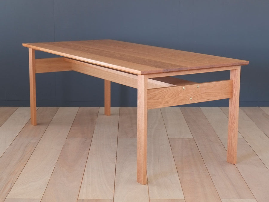 Komai Table