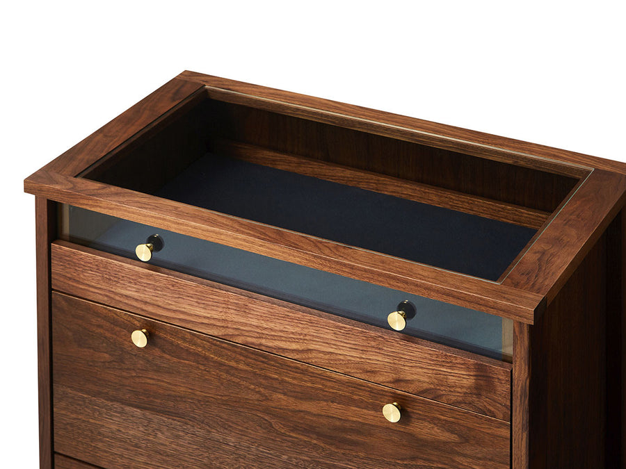 SHOW CASE CHEST