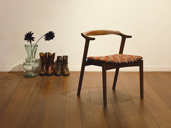 GADO Half Arm Chair