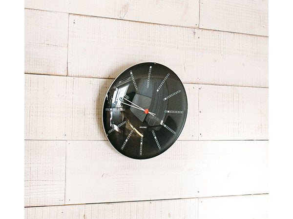 ARNE JACOBSEN Bankers Wall Clock