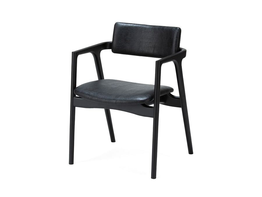 CAPRA Arm Chair