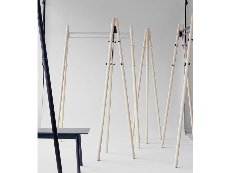 KIILA COAT STAND