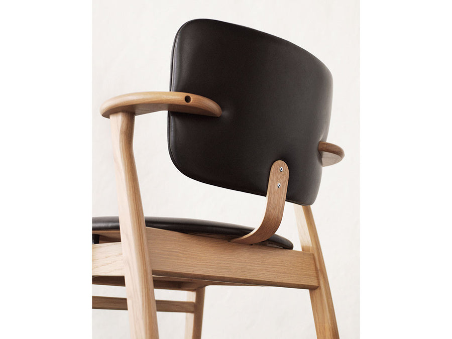 DOMUS CHAIR