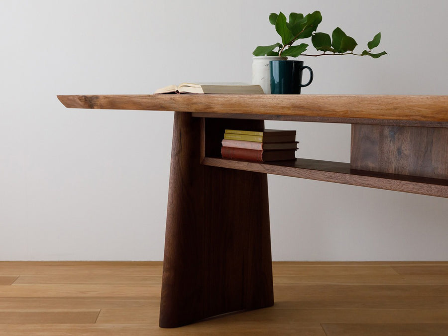 NATURA Dining Table