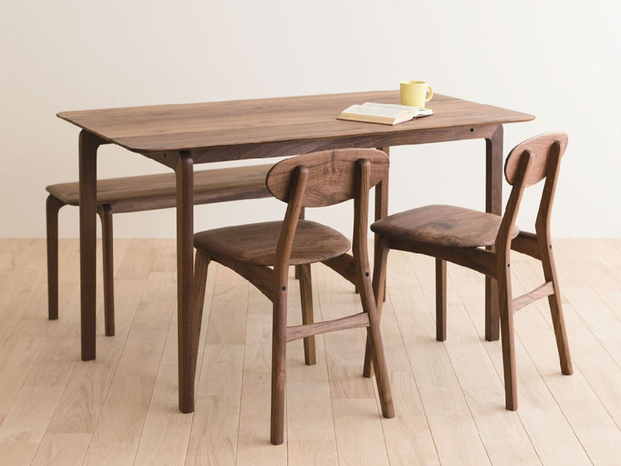 LISCIO DINING TABLE