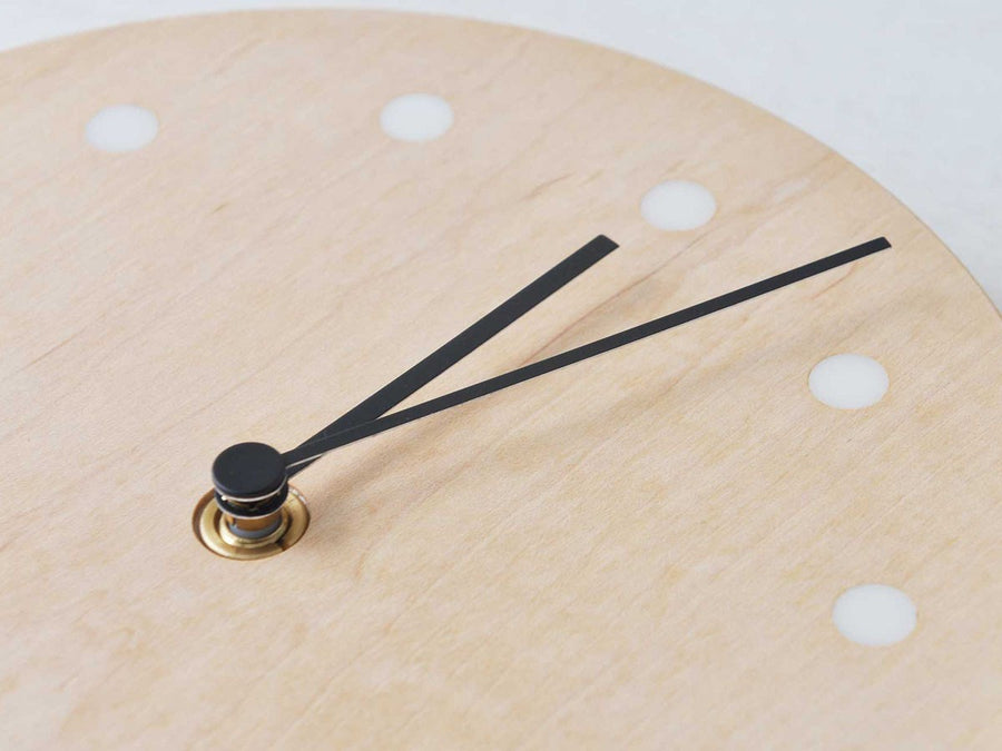 Wall Clock Round