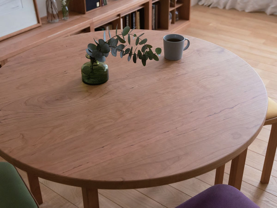 COCCO CIRCLE DINING TABLE