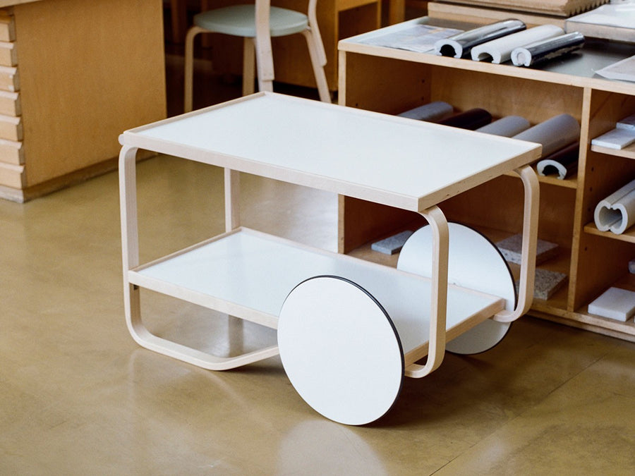 TEA TROLLEY 901