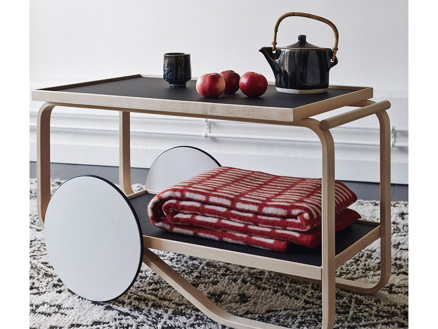 TEA TROLLEY 901