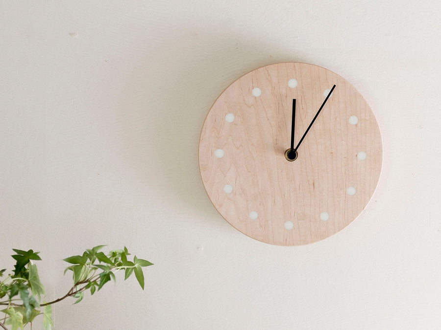 Wall Clock Round