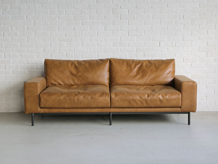 PLUTO SOFA