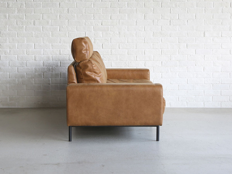 PLUTO SOFA