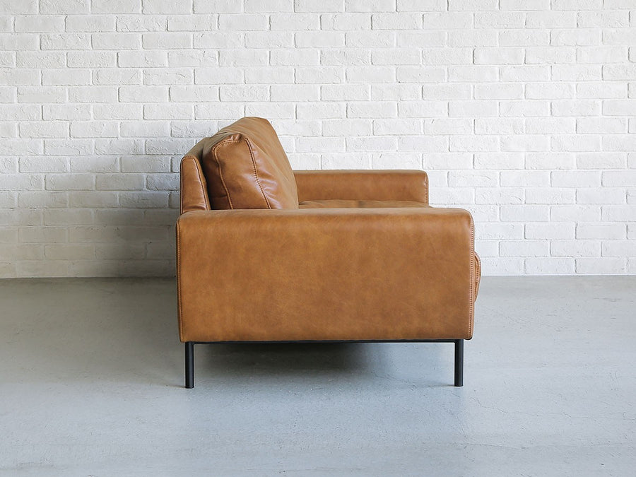 PLUTO SOFA